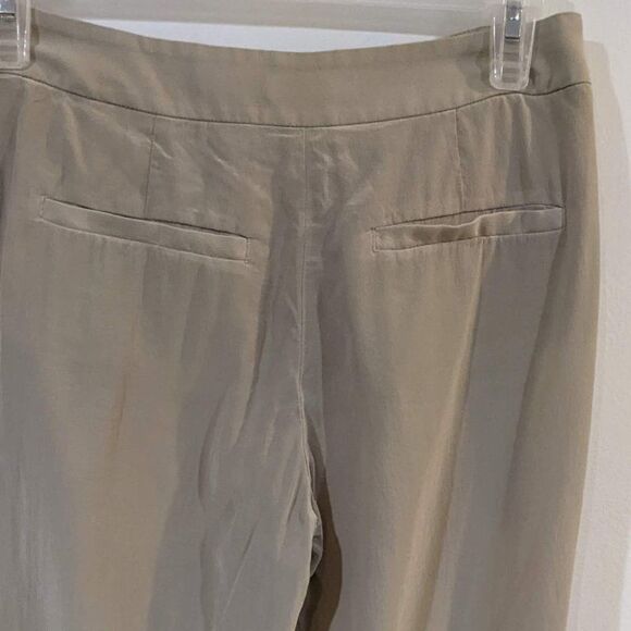 Club Monaco | Silk Pleated Trousers - Picture 6 of 8